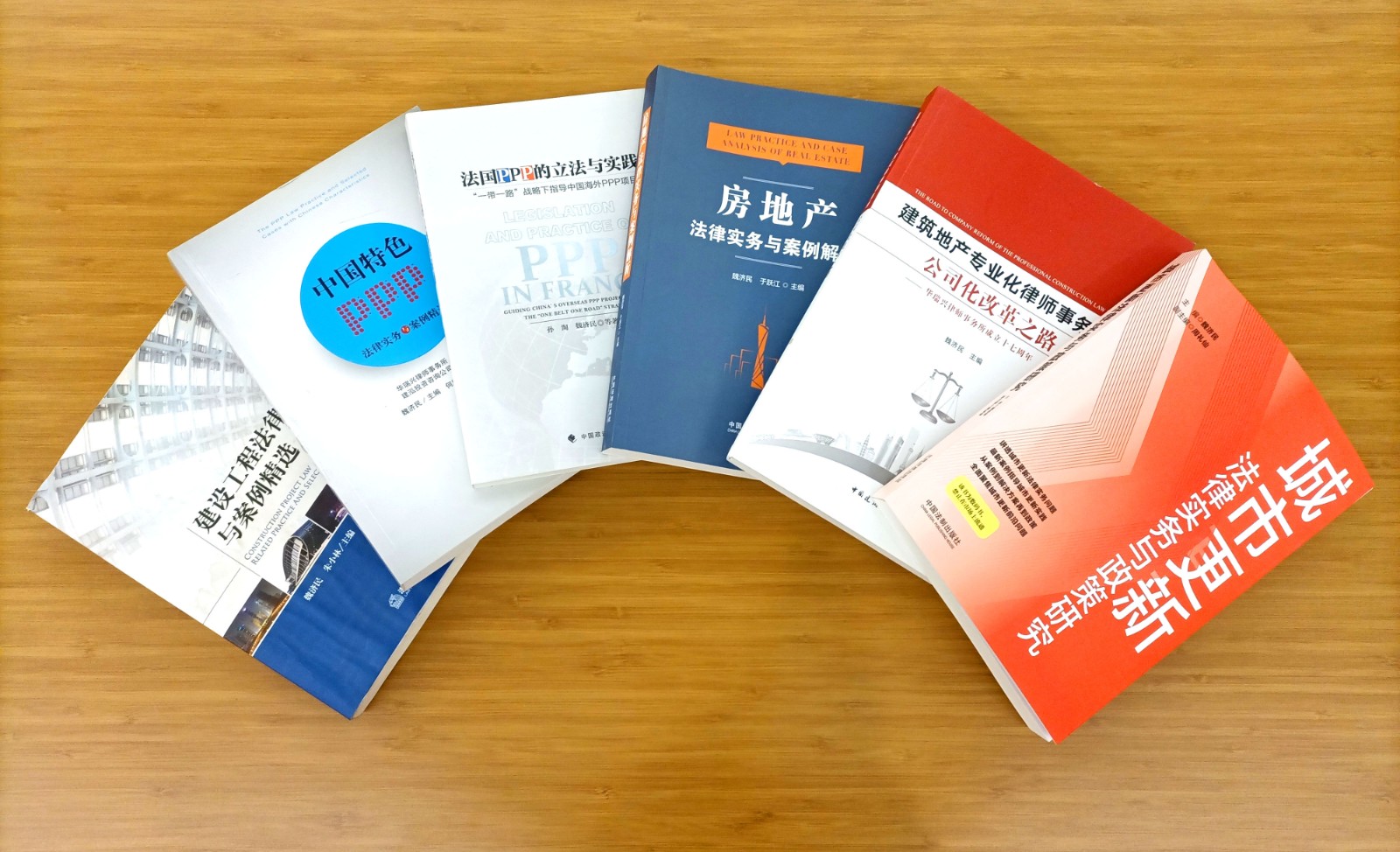 1654854679281975.jpg 六本书籍.jpg
